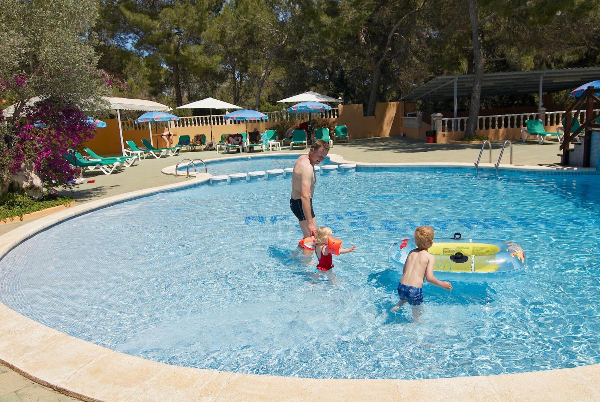 Ses Eufabietes Apartments & Restaurant Playa Migjorn Exteriér fotografie