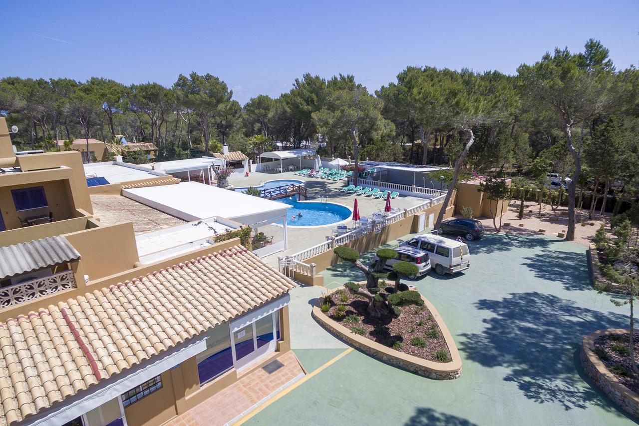 Ses Eufabietes Apartments & Restaurant Playa Migjorn Exteriér fotografie